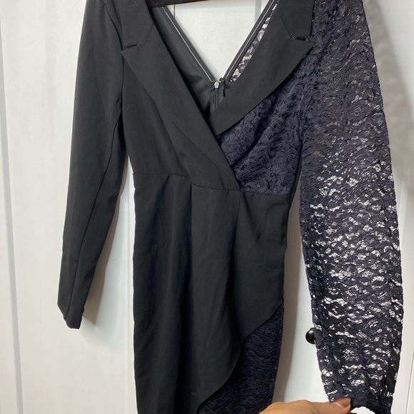 VENUS Black & dark blue Asymmetrical Lace Sleeve Dress - Picture 5 of 6